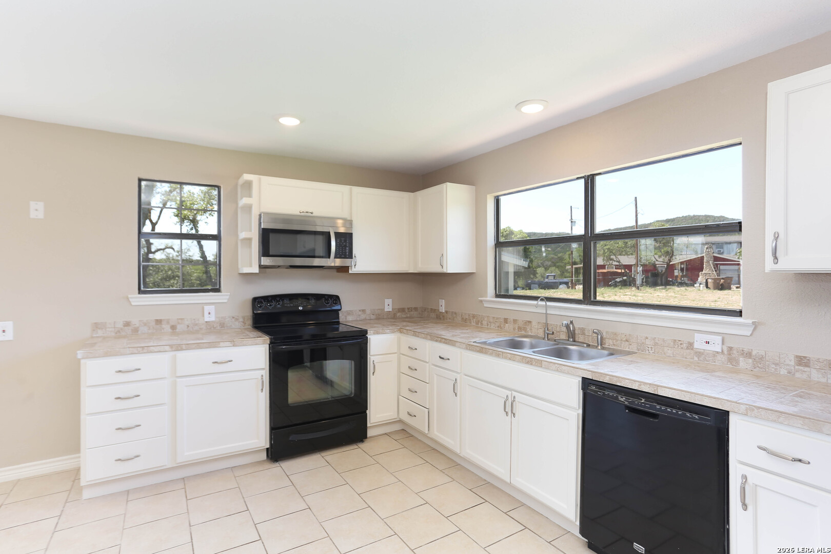 693 Snake Pipe Creek TX 78063