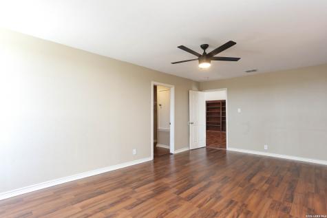 693 Snake Pipe Creek TX 78063