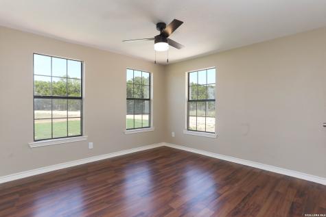 693 Snake Pipe Creek TX 78063