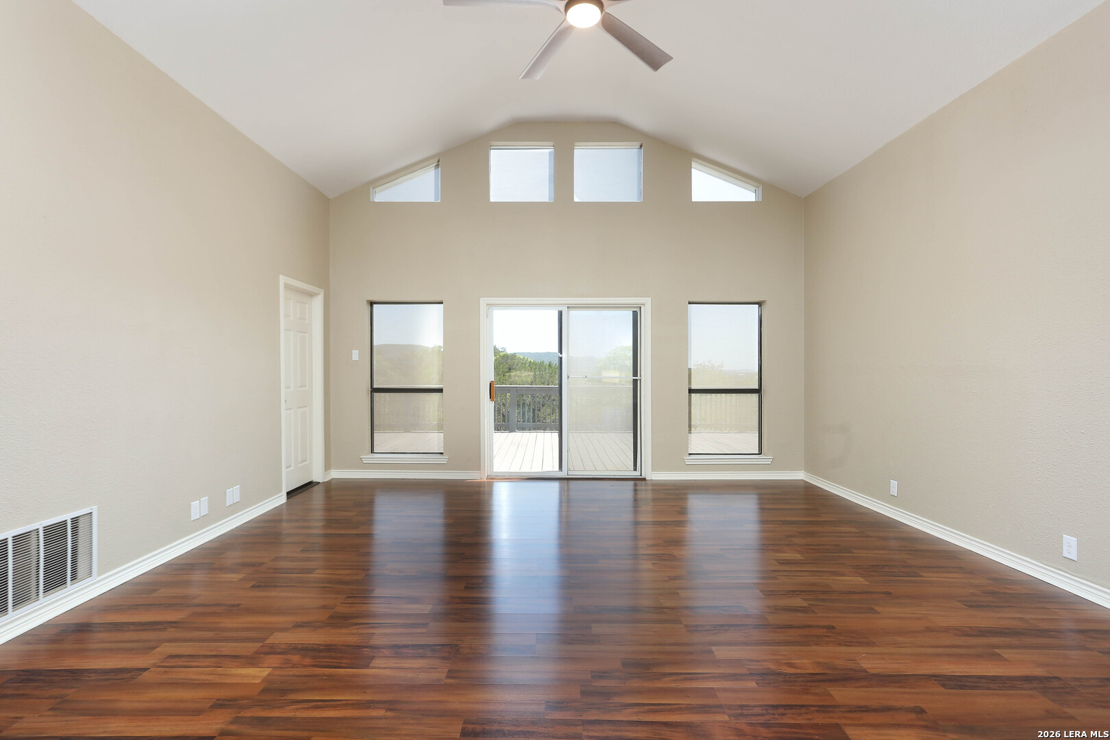 693 Snake Pipe Creek TX 78063