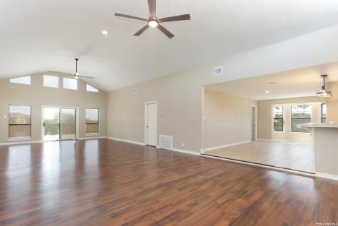 693 Snake Pipe Creek TX 78063