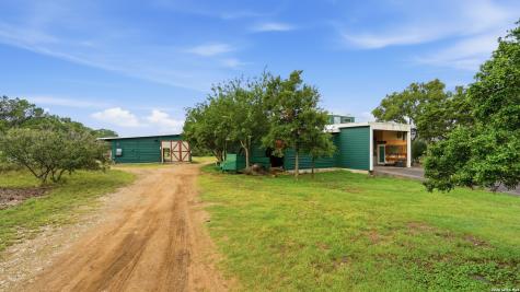 30045 Fm 3009 New Braunfels TX 78132