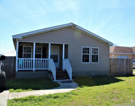 511 Roosevelt Drive Seguin TX 78155