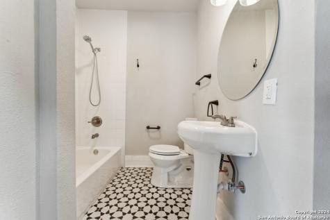 1031 Schley Avenue San Antonio TX 78210