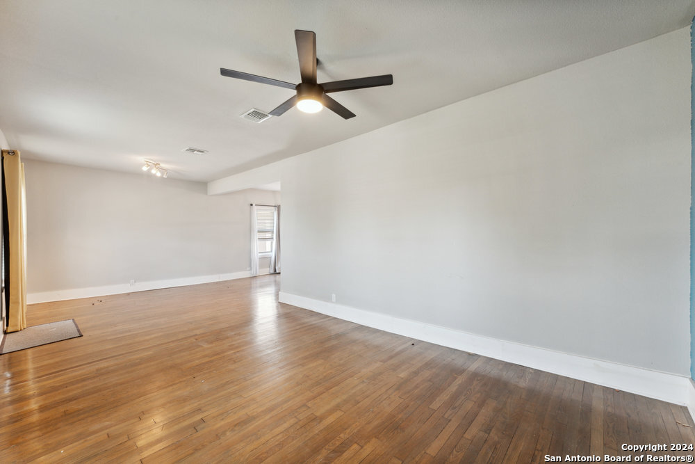 1031 Schley Avenue San Antonio TX 78210