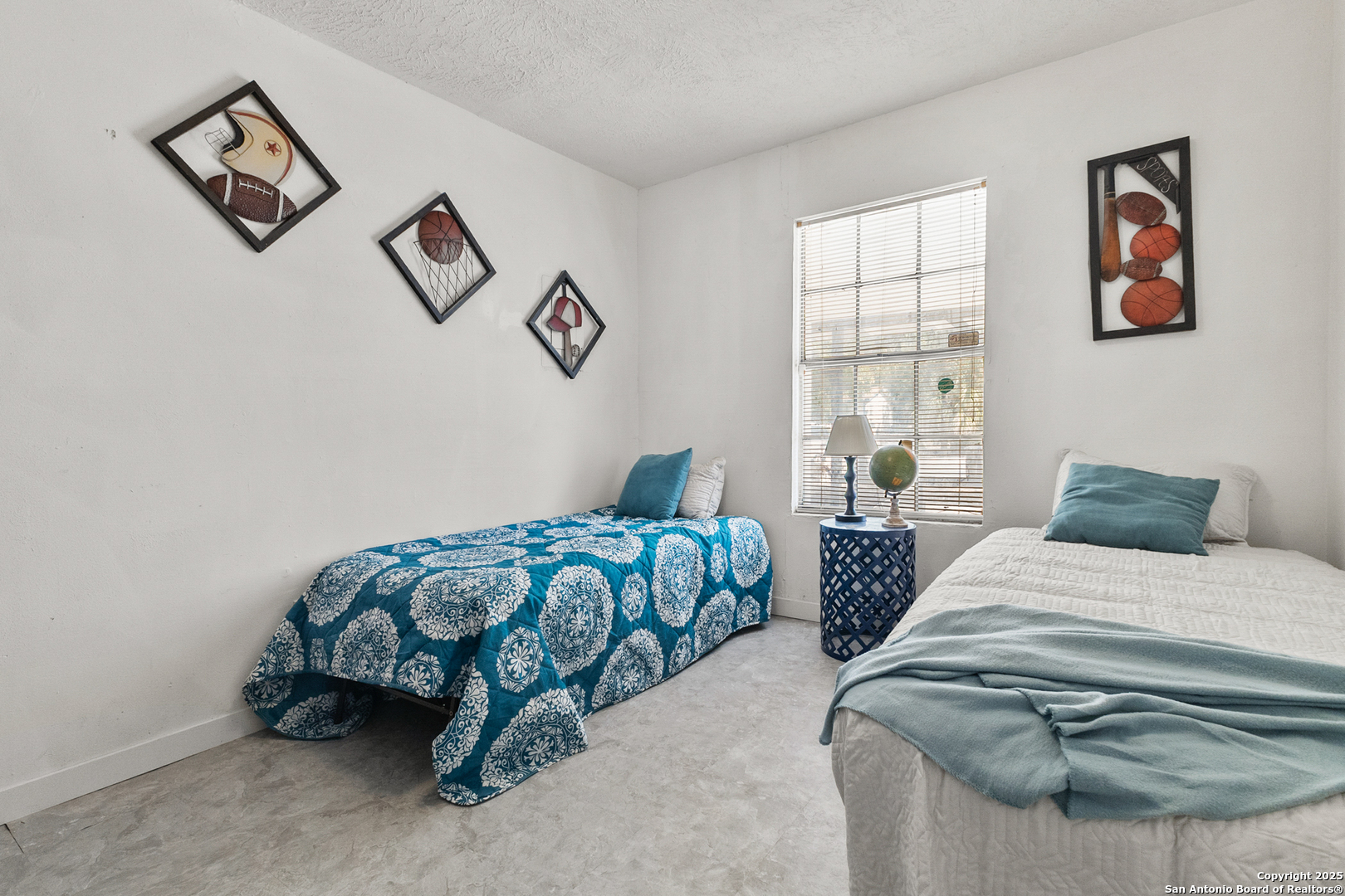 1222 W Harding San Antonio TX 78221