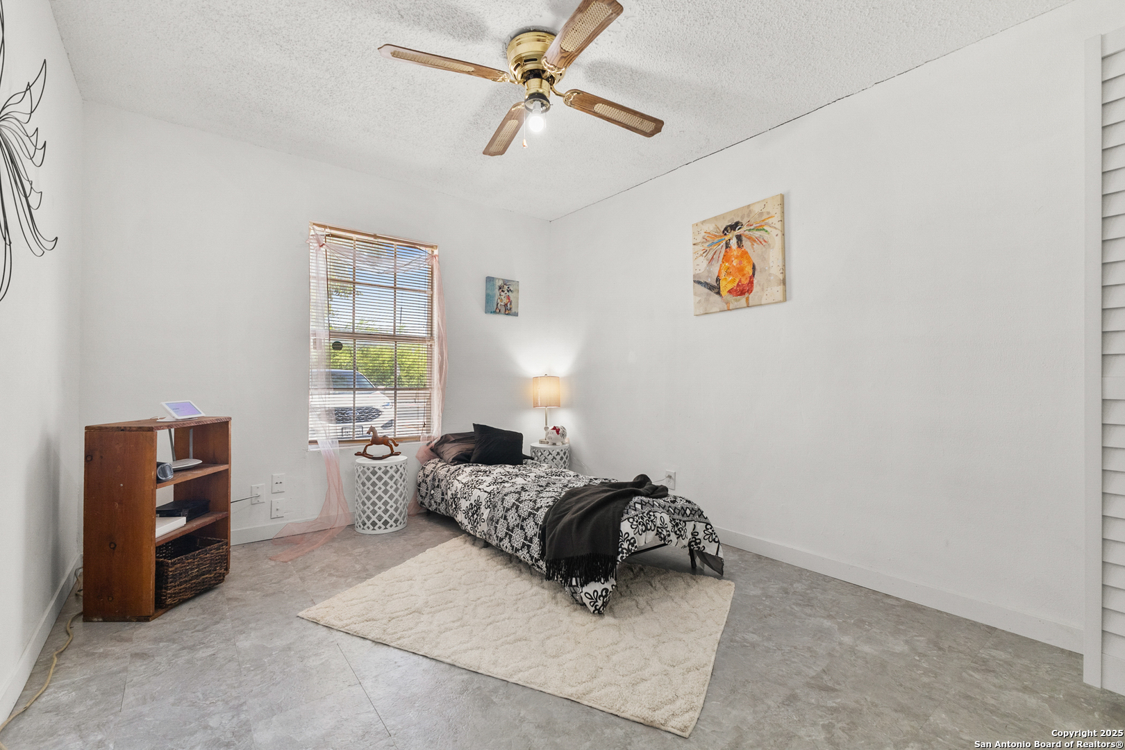1222 W Harding San Antonio TX 78221
