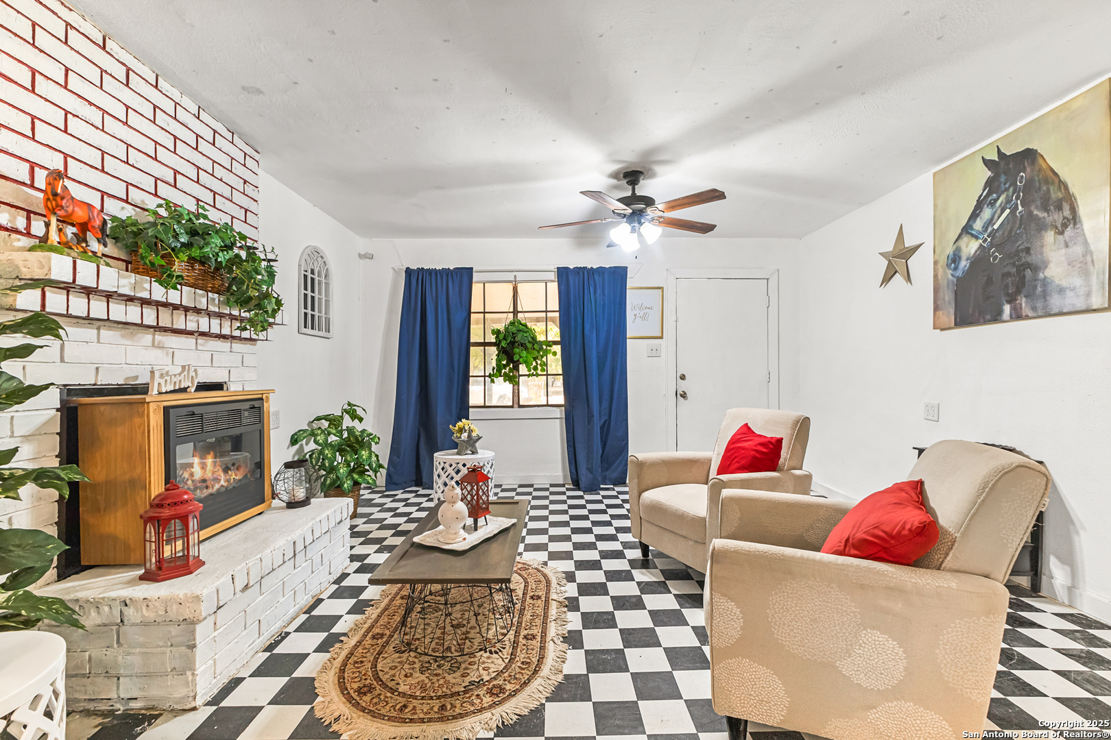 1222 W Harding San Antonio TX 78221