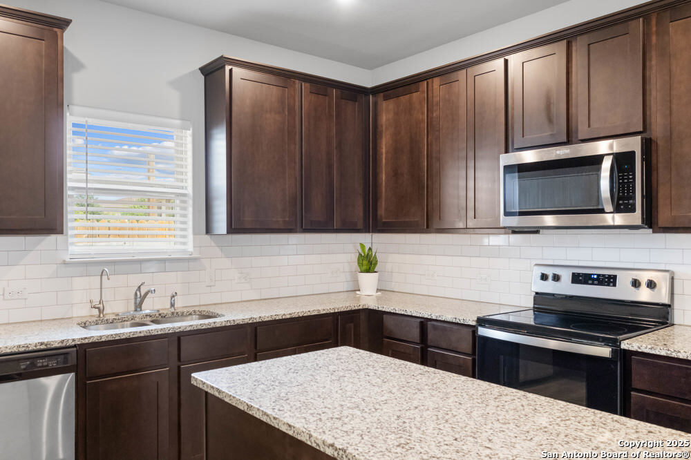 9938 Rancho Real San Antonio TX 78224