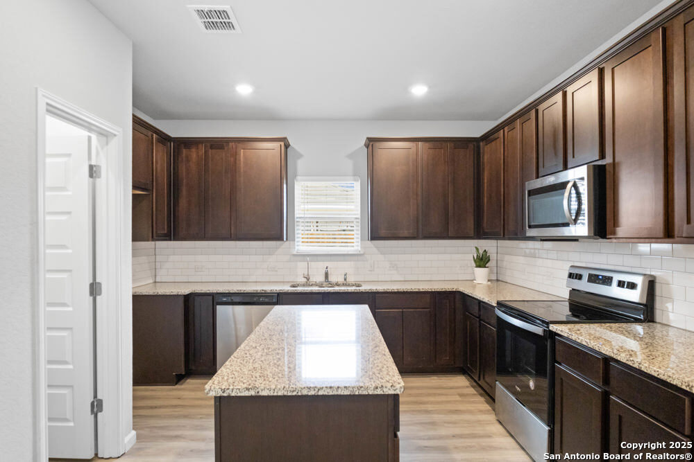 9938 Rancho Real San Antonio TX 78224