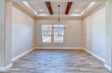 239 Country Club Lane Uvalde TX 78801