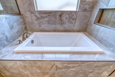 239 Country Club Lane Uvalde TX 78801