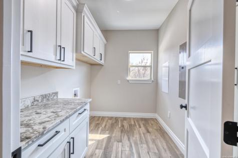 239 Country Club Lane Uvalde TX 78801