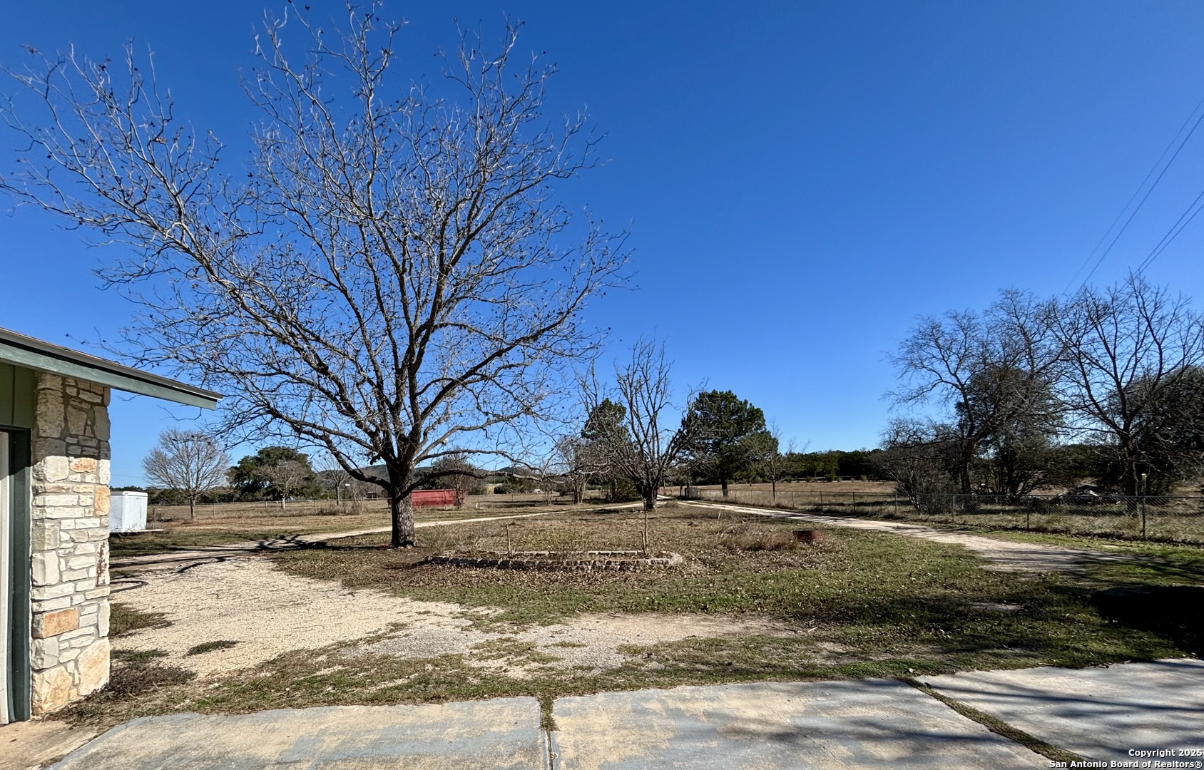 190 Gunther Pipe Creek TX 78063