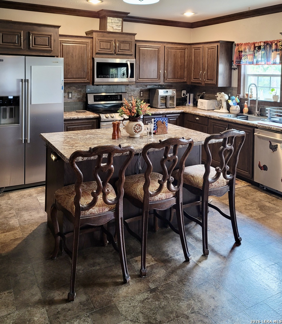 190 Gunther Pipe Creek TX 78063
