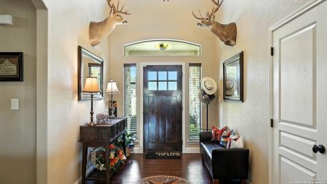 121 Carrizo Ridge Floresville TX 78114