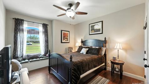 121 Carrizo Ridge Floresville TX 78114