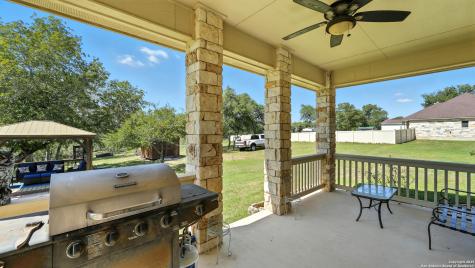 121 Carrizo Ridge Floresville TX 78114
