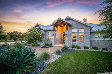 371 River Cliff Spring Branch TX 78070