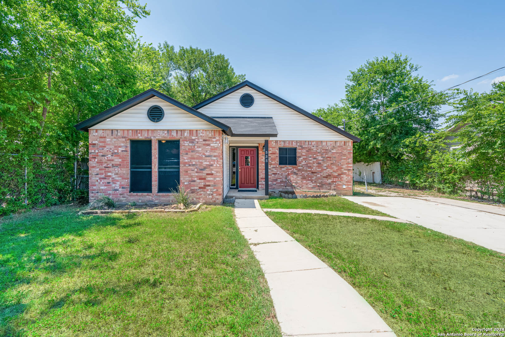 535 E Ashley Road San Antonio TX 78221