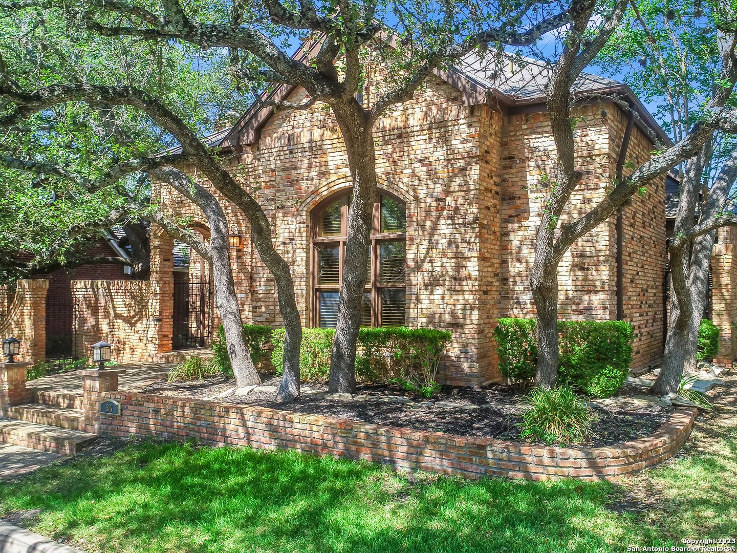 35 Westcourt Lane San Antonio TX 78257