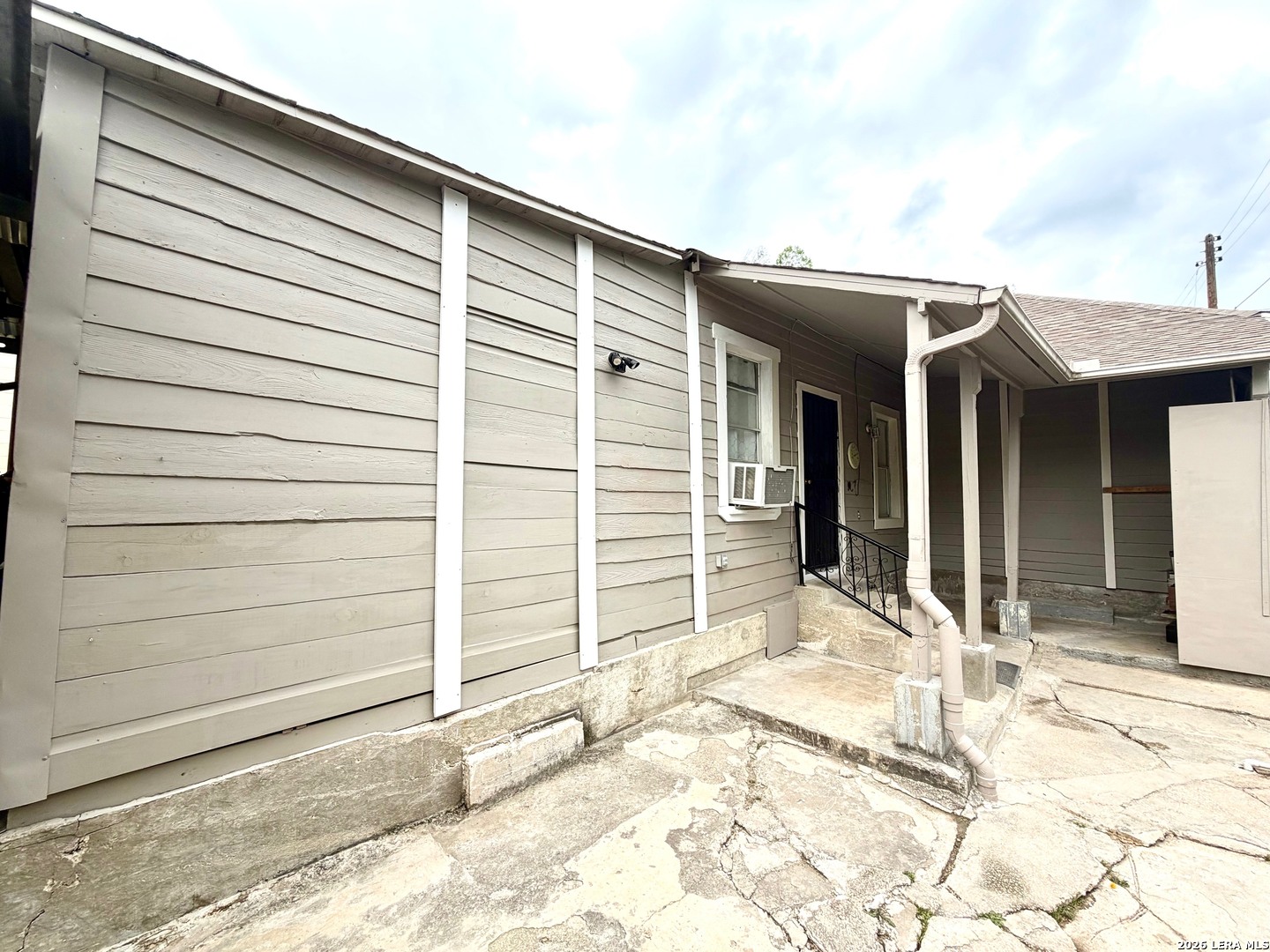 944 Briscoe Alley San Antonio TX 78207