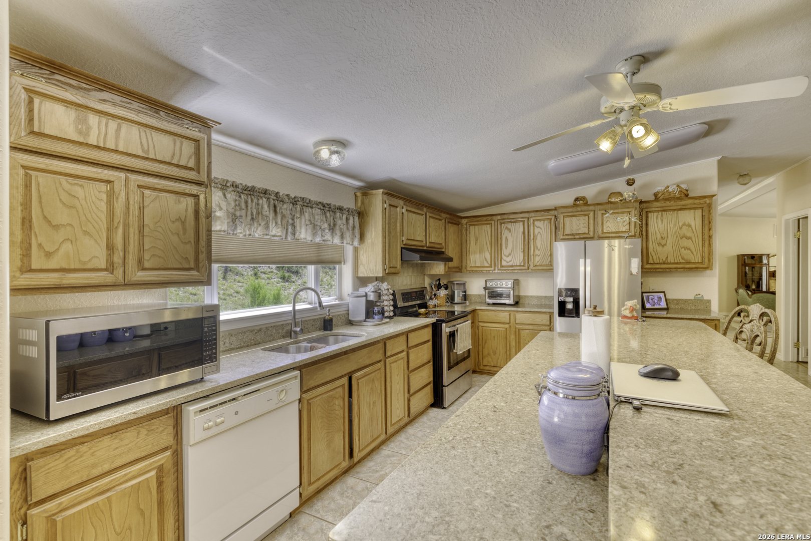 541 Camino Segundo Leakey TX 78873