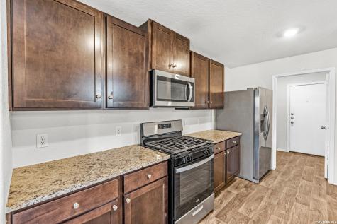 1011 Pacific Monarch San Antonio TX 78253
