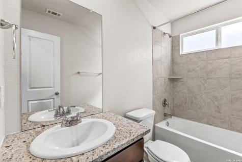 1011 Pacific Monarch San Antonio TX 78253