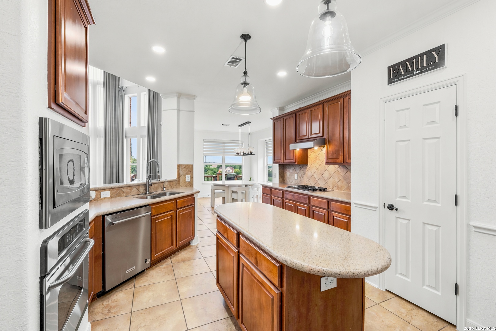 13126 Spring Run Helotes TX 78023