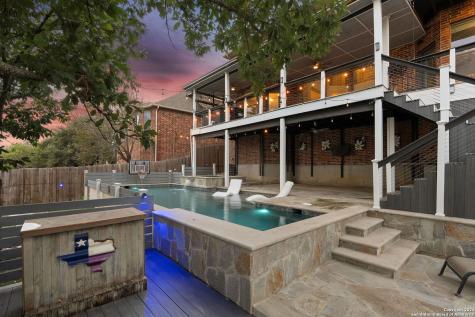 910 Tiger Lily San Antonio TX 78260