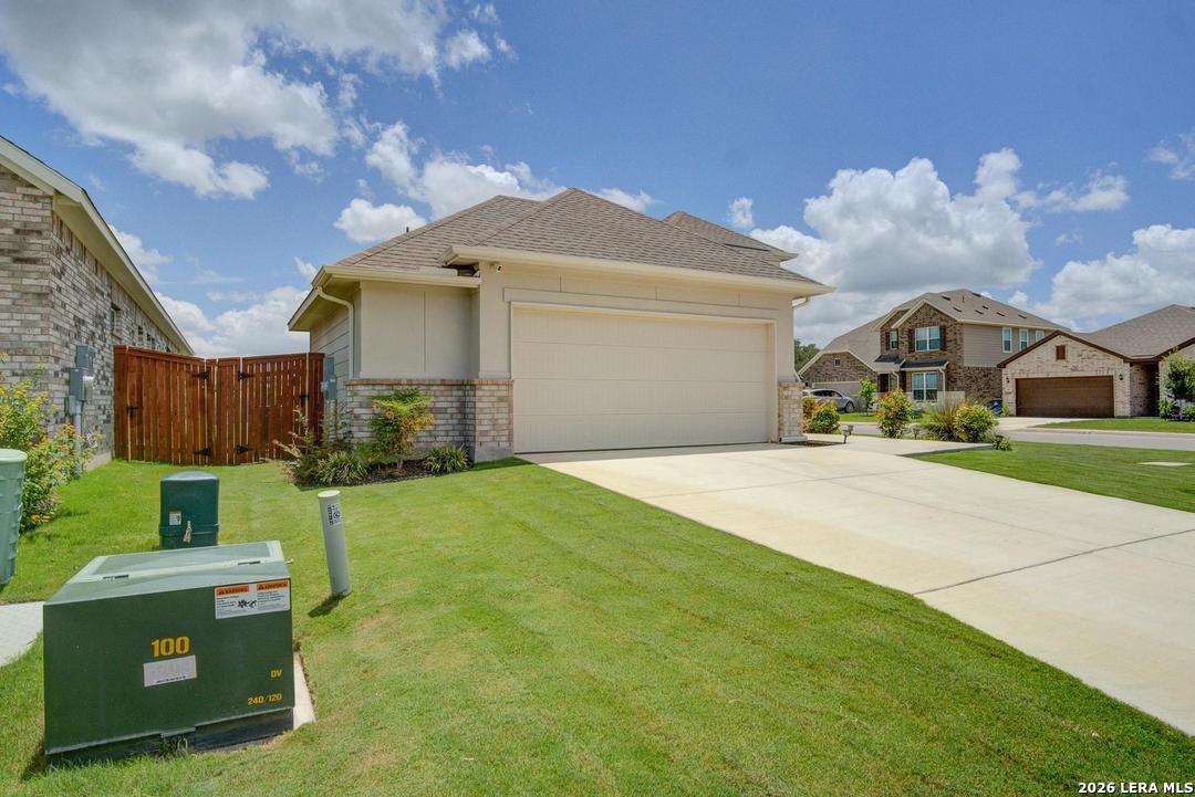 108 Mallorys Way Castroville TX 78009