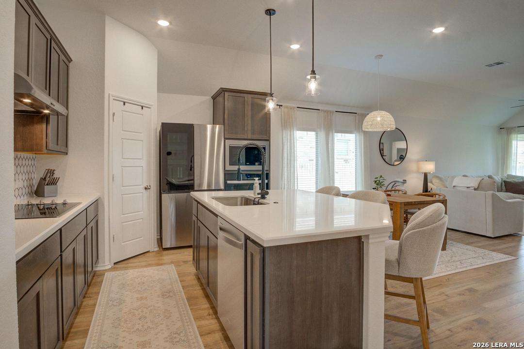 108 Mallorys Way Castroville TX 78009