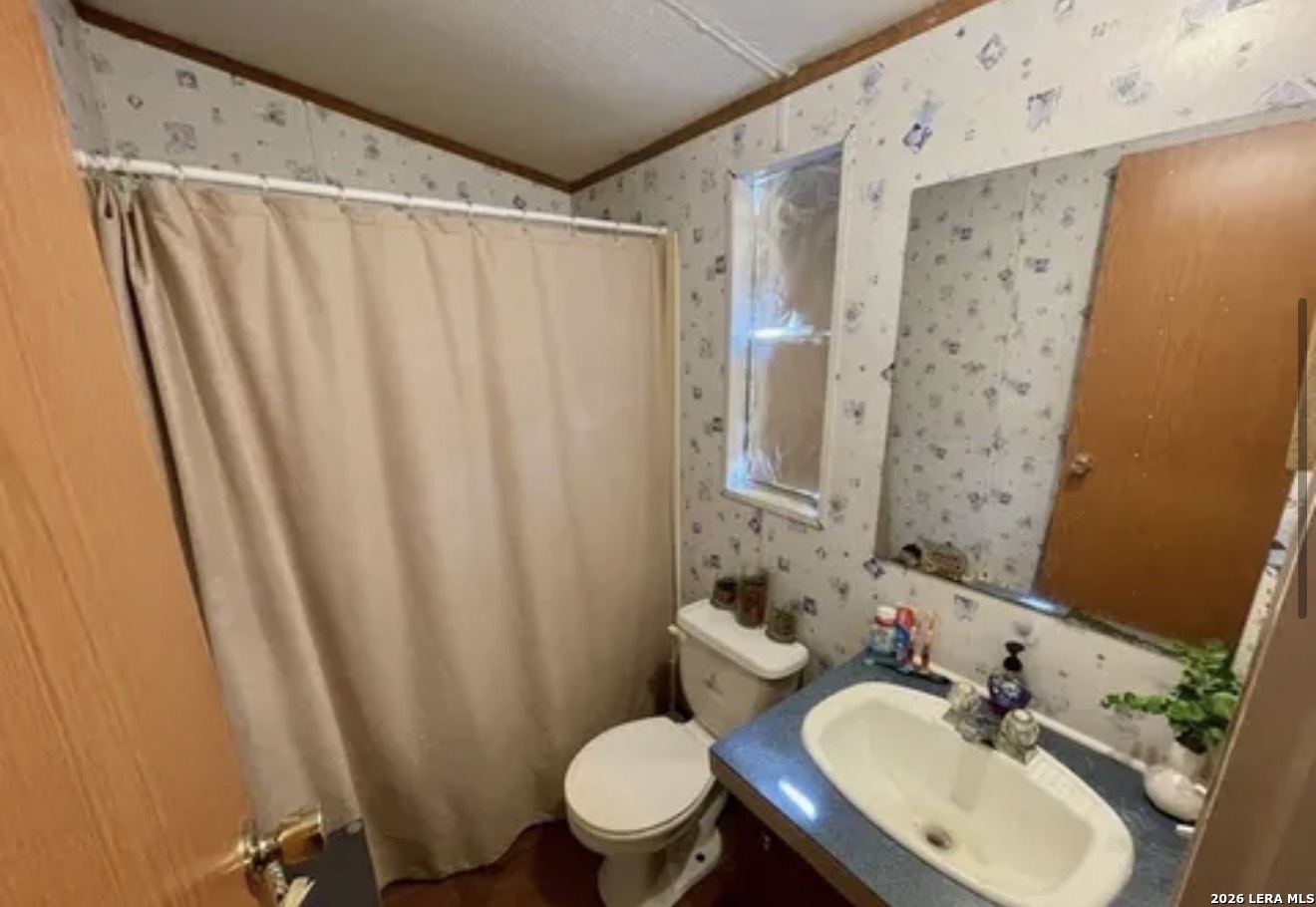 1606 The Lane Pleasanton TX 78064