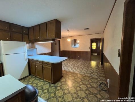 1120 Avenue D Shiner TX 77984
