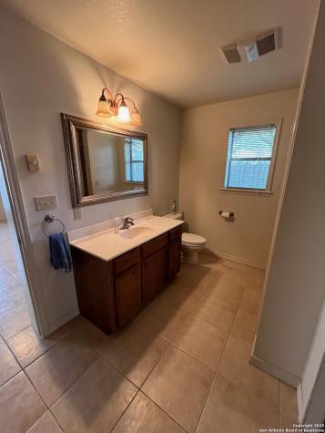 1120 Avenue D Shiner TX 77984