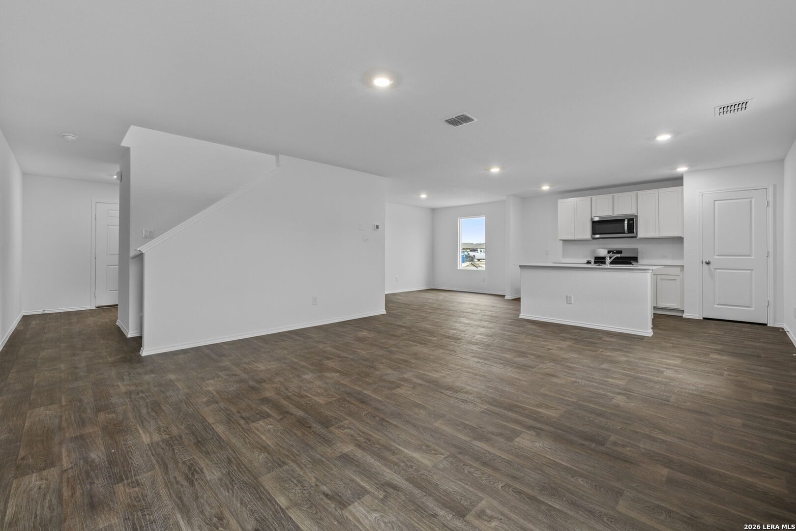 12540 Spoor Valley Converse TX 78109