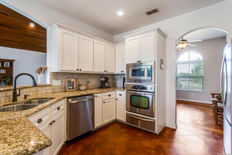 106 River Mountain Drive Boerne TX 78006