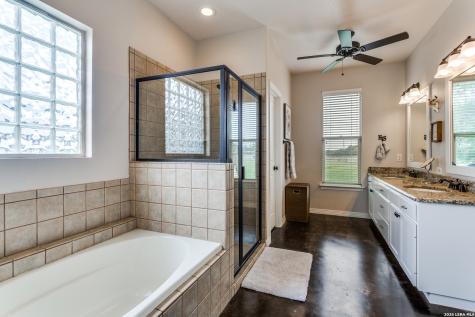 106 River Mountain Drive Boerne TX 78006