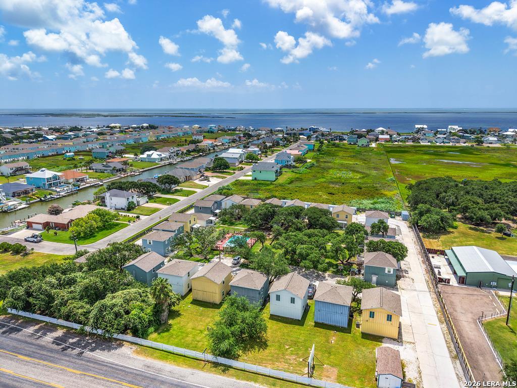 4212 Highway 35 S Rockport TX 78382