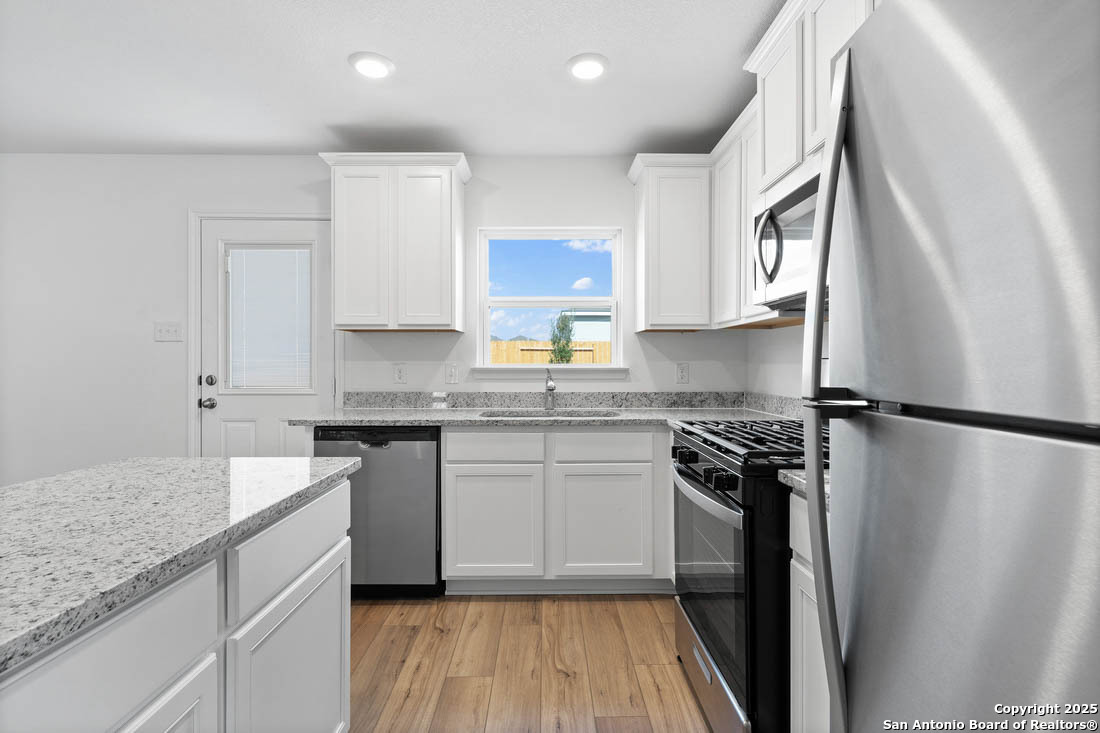 3419 Warlow Branch San Antonio TX 78109