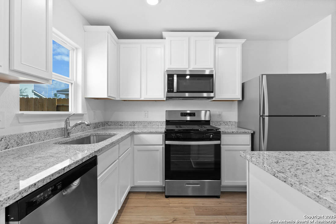 3419 Warlow Branch San Antonio TX 78109