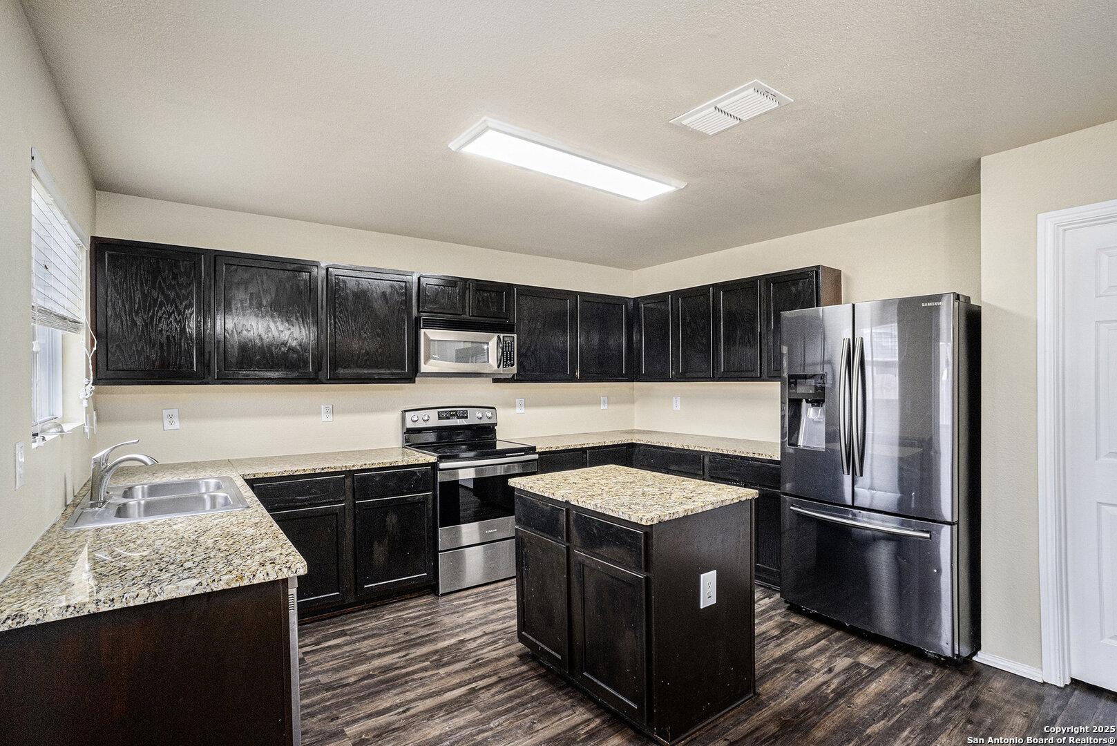 7911 Maple Leaf San Antonio TX 78254