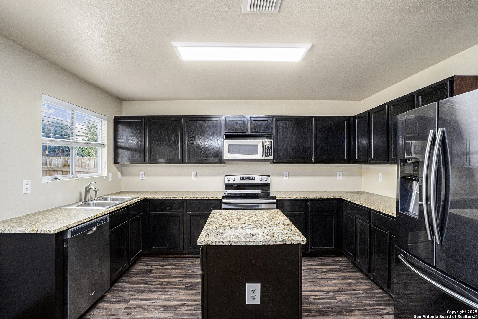 7911 Maple Leaf San Antonio TX 78254