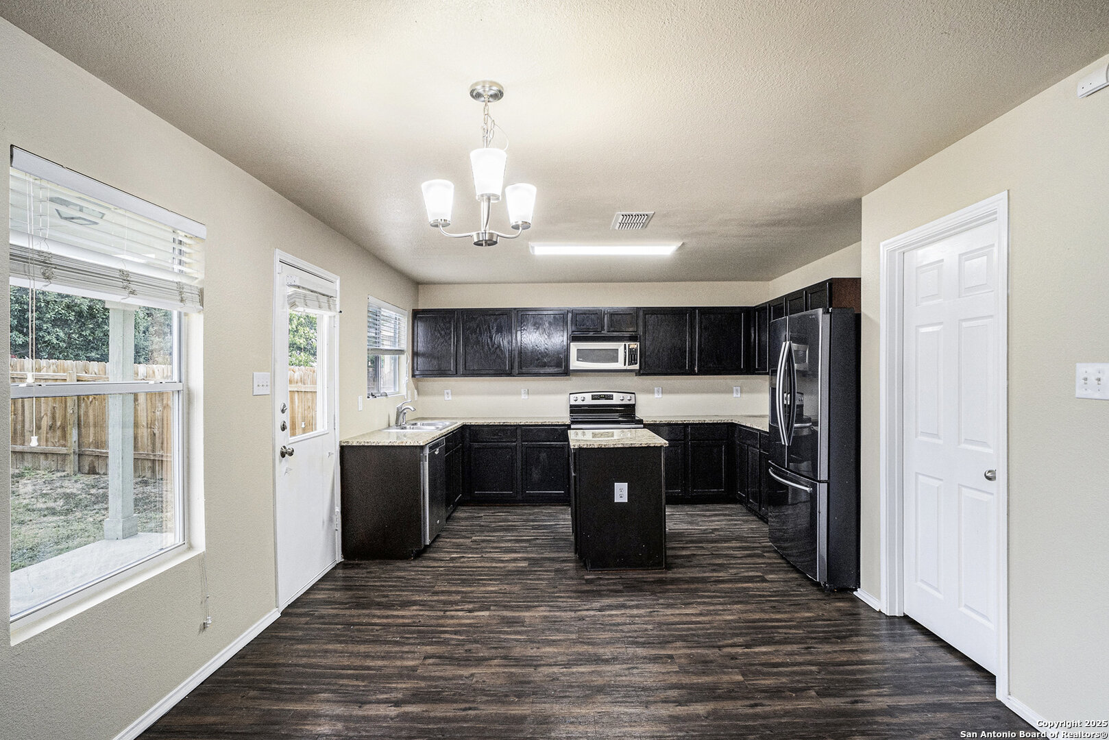 7911 Maple Leaf San Antonio TX 78254