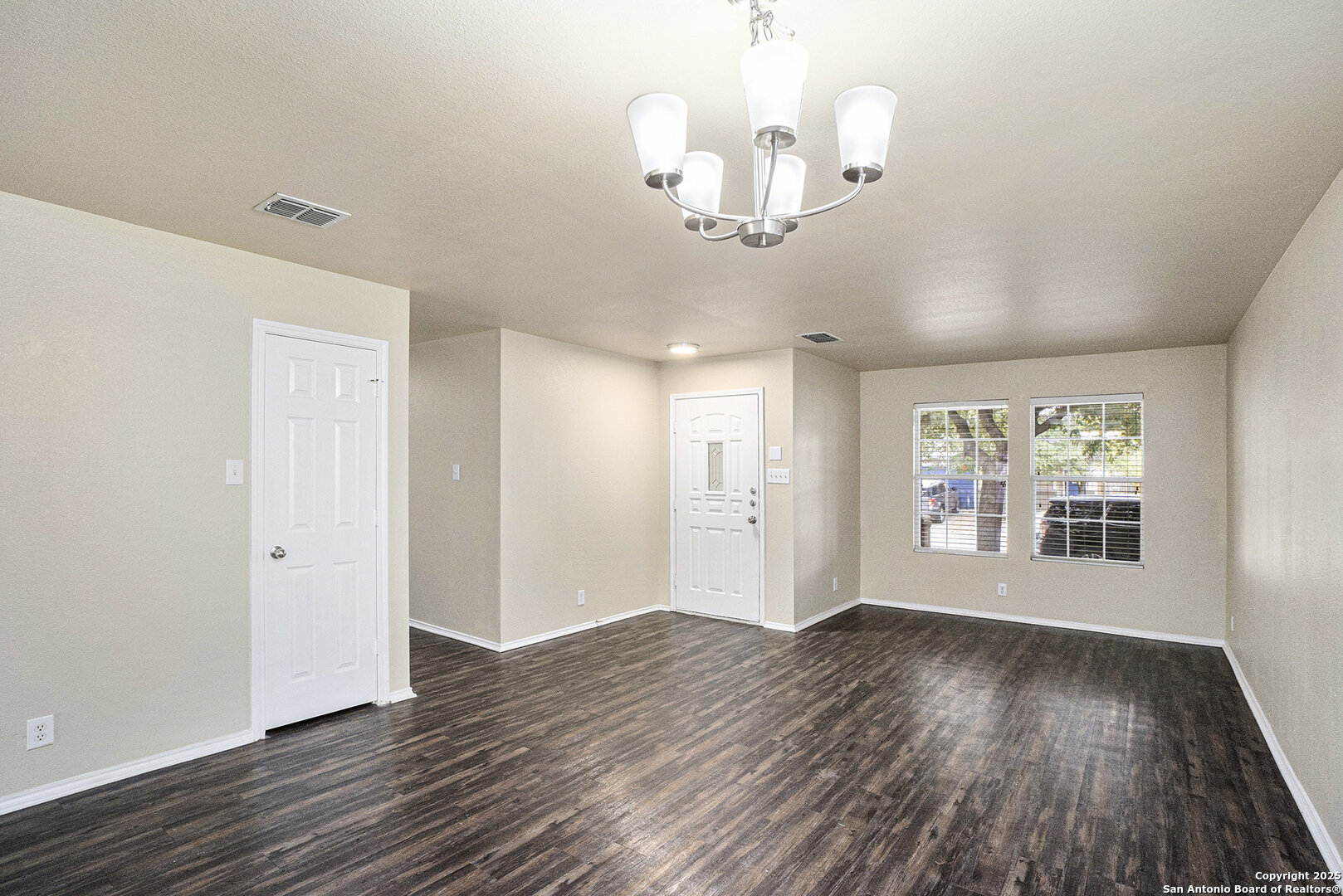 7911 Maple Leaf San Antonio TX 78254