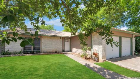 11305 Champion Oak Live Oak TX 78233