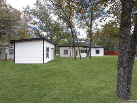 23031 Fawn Trail Drive Elmendorf TX 78112