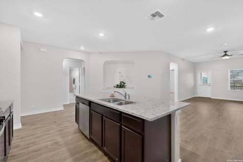 4807 Theralite Trail San Antonio TX 78253