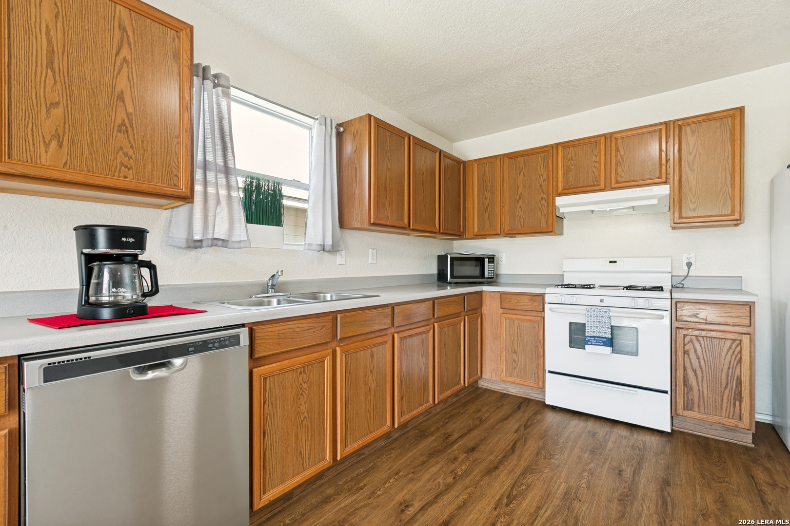 1334 Sunbend Falls San Antonio TX 78224